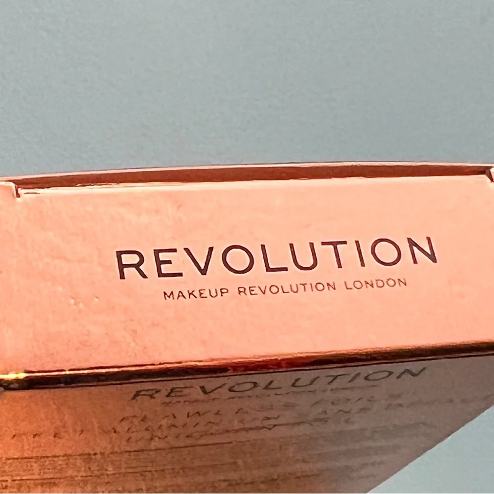 Makeup Revolution Flawless Foils Unicorn Foil